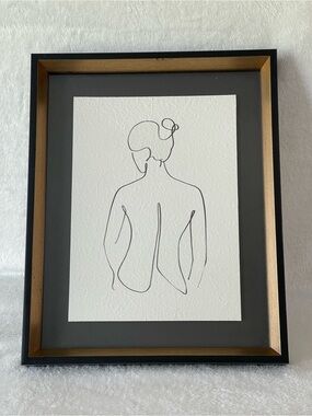 Framed line art woman feminine black gold WADOU company